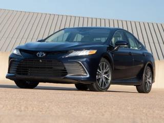 Toyota Camry XLE Hybrid 2024